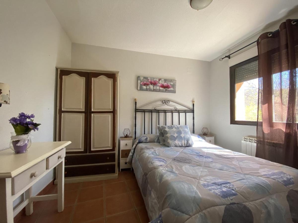 Apartamentos Rurales El Solitario Banos De Montemayor Bagian luar foto