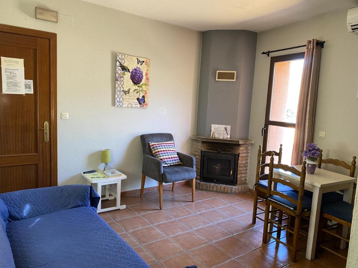 Apartamentos Rurales El Solitario Banos De Montemayor Bagian luar foto