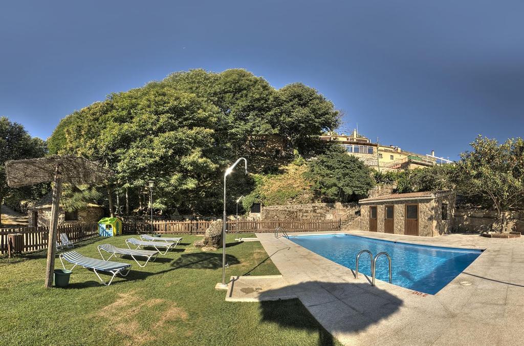 Apartamentos Rurales El Solitario Banos De Montemayor Bagian luar foto
