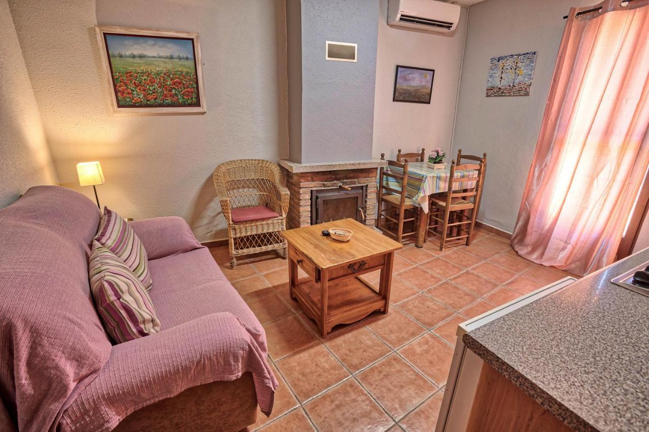 Apartamentos Rurales El Solitario Banos De Montemayor Bagian luar foto